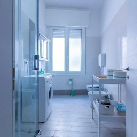 Anna's House